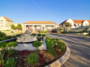 1 Bed Townhouse in Esther Park