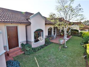 2 Bed Simplex in Le Domaine