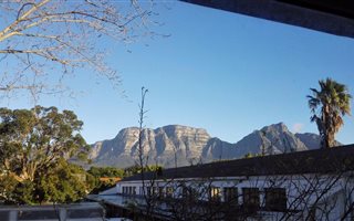2 Bedroom Apartment in Claremont