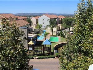 2 Bed Apartment in Paramount Estate