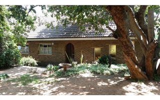 1.5 ha Farm in Muldersdrift
