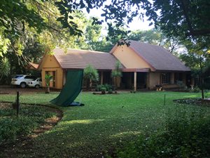 4 Bed House in Glen Lauriston