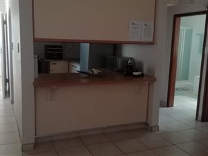 2 Bed Flat in Amanzimtoti