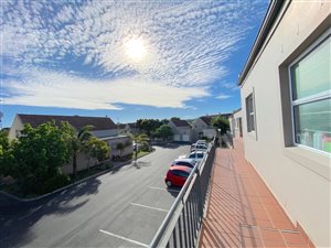 2 Bed Apartment in Sonstraal Heights