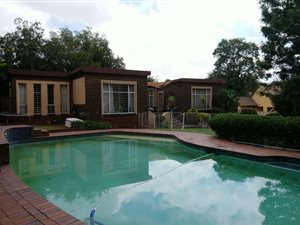 5 Bed House in Constantia Kloof