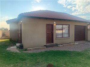 3 Bed House in Goudrand