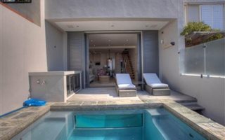 2 Bedroom Cluster in Melrose