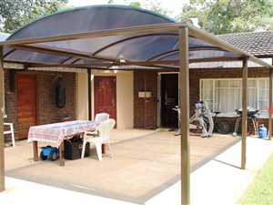 6 Bed House in Kookrus