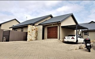 2 Bedroom Simplex in Meyersdal Nature Estate
