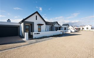3 Bedroom House in Sitari