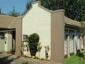 3 Bed Townhouse in Heidelberg Central