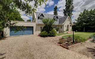 3 Bedroom House in Greyton