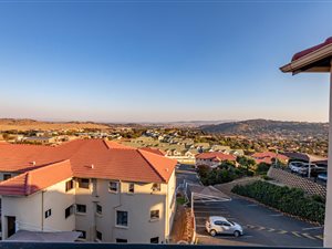 2 Bed House in Bassonia