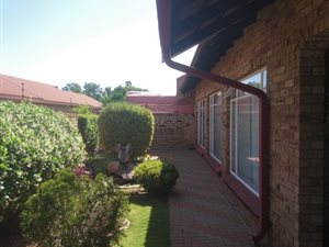 3 Bed Townhouse in Neserhof