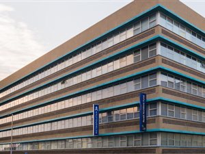 601 m² Commercial space in East London Central
