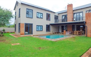 5 Bedroom House in The Coves