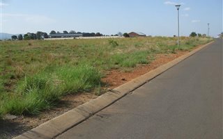2006 m² Land available in Lydenburg