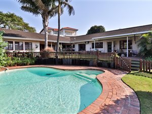 4 Bed House in La Lucia