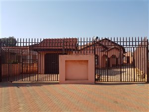 3 Bed House in Lenasia