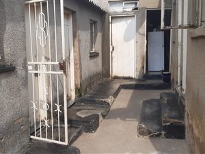 12 Bed House in Tembisa
