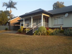 3 Bed House in Lester Park