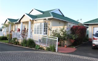 3 Bedroom Simplex in Somerset Valley Estate