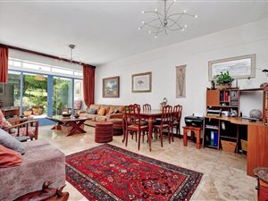 2 Bed Apartment in Parkwood