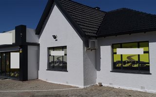 190 m² Office Space in Mill Park