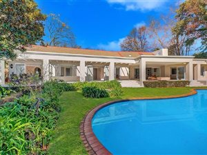 4 Bed House in Bryanston East
