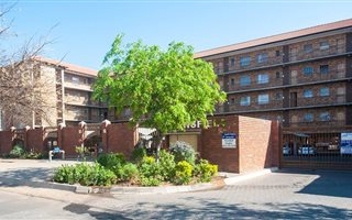 2 Bedroom Apartment in Eloffsdal