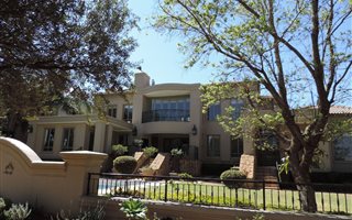5 Bedroom House in Woodhill