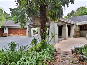 6 Bed House in Rynfield