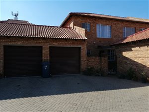 2 Bed Duplex in Silver Lakes