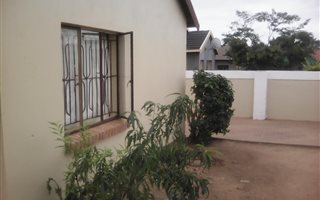3 Bedroom House in Lesedi Park