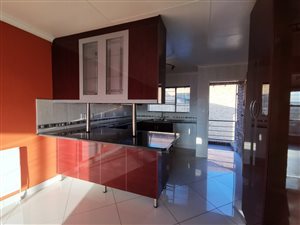 2 Bed Apartment in Liefde en Vrede