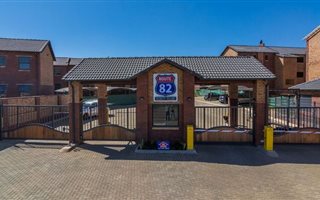2 Bedroom Apartment in Ridgeway