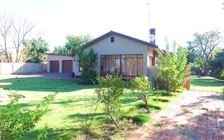 3 Bedroom House in Kroonstad