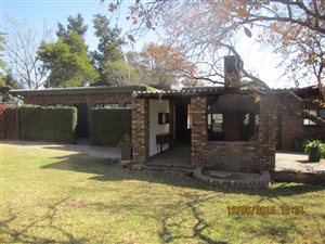 4 Bed House in Mnandi AH