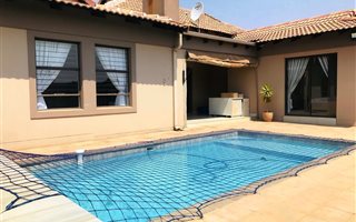 3 Bedroom House in Three Rivers East
