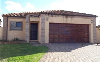 2 Bedroom Townhouse in Sherwood and surrounds