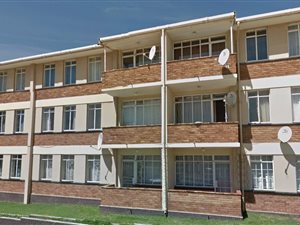 2 Bed Apartment in Port Elizabeth Central