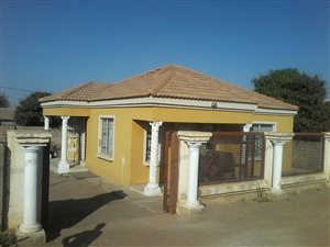 2 Bed House in Soshanguve