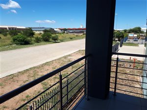652 m² Commercial space in Ladanna