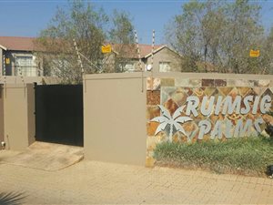 1 Bed Apartment in Ruimsig