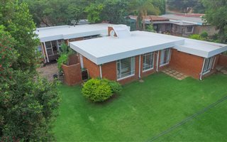 4 Bedroom House in Constantia Park