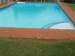 2 Bed Apartment in Vanderbijlpark SE