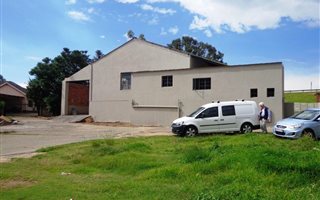 750 m² Industrial space in Brakpan Central