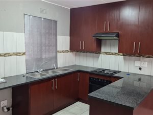 2 Bed Flat in Chloorkop