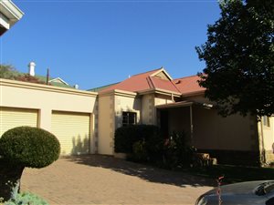 3 Bed Townhouse in Heidelberg Central