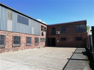 1100 m² Commercial space in Kuilsriver